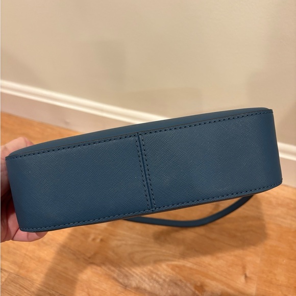 Michael Kors Blue Shoulder Bag - Picture 2 of 3